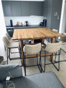 table à manger haute en chêne massif