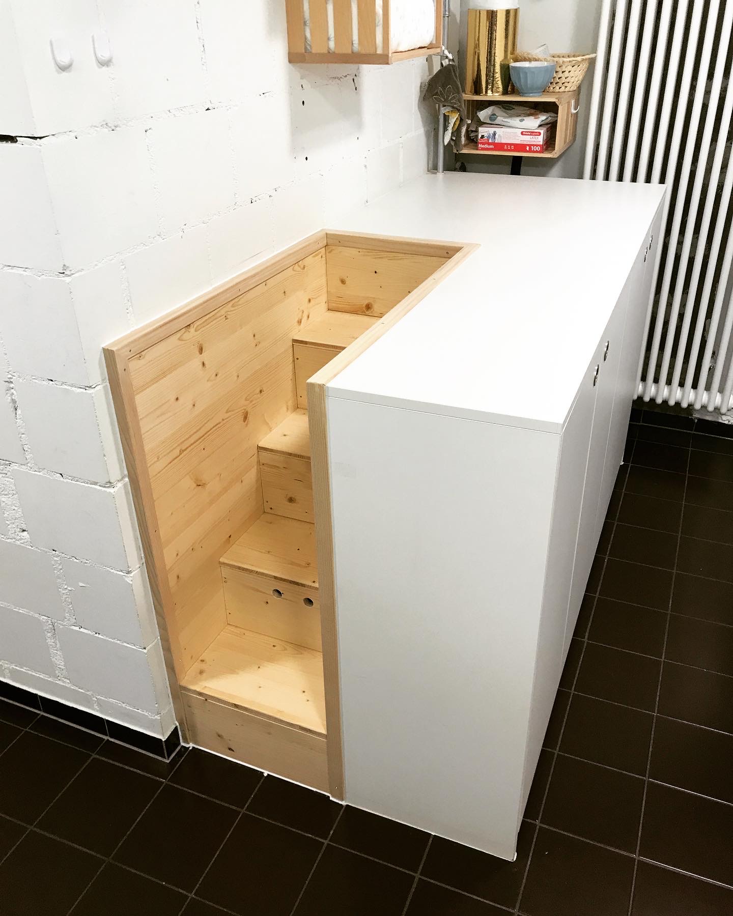 escalier pour table à langer