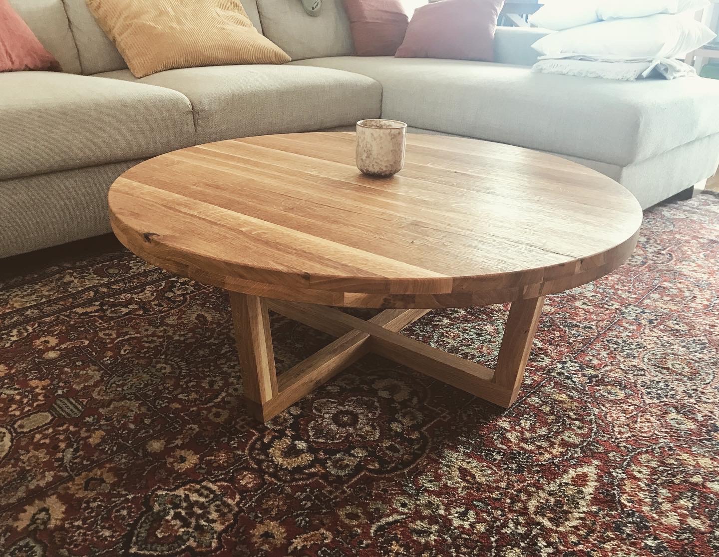 table basse ronde en chêne